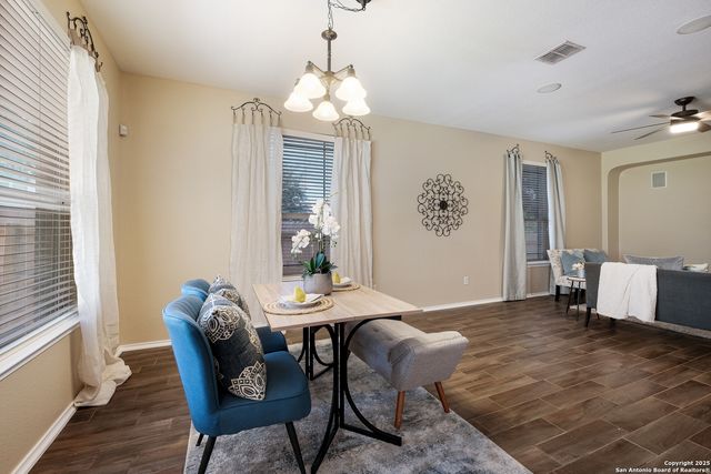 21202 Leslie Carson, San Antonio, TX 78258