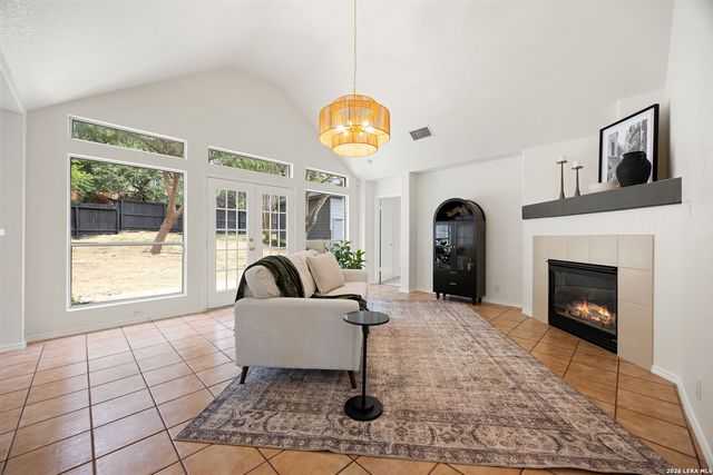 12803 VIDORRA VISTA DR, San Antonio, TX 78216