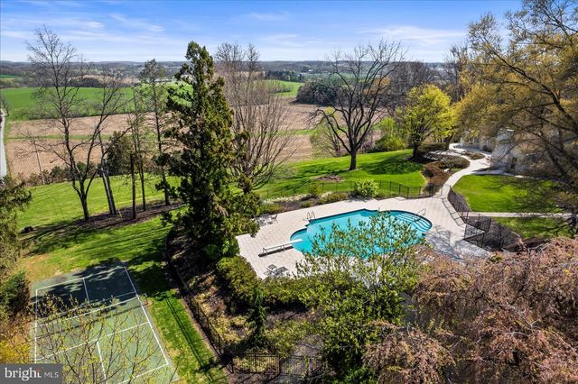 6759 E MOULSTOWN RD, Hanover, PA 17331