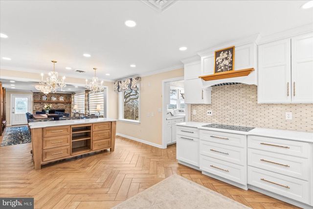 6759 E MOULSTOWN RD, Hanover, PA 17331