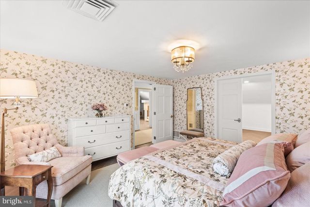 6759 E MOULSTOWN RD, Hanover, PA 17331