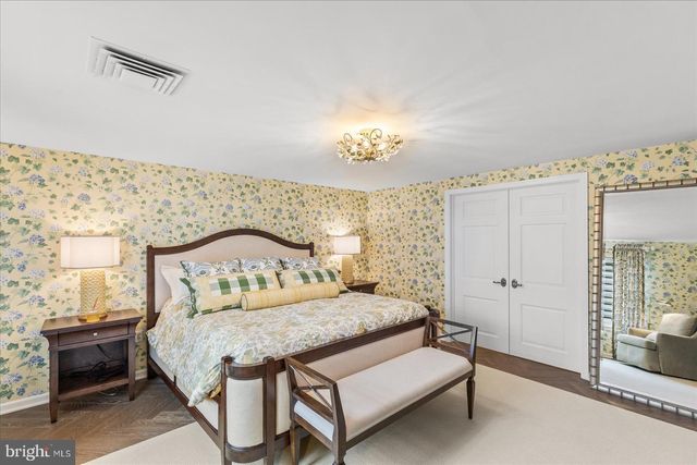 6759 E MOULSTOWN RD, Hanover, PA 17331