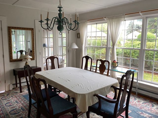 33 Grove Avenue, Madison, CT 06443
