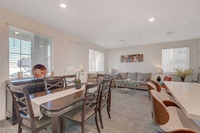 7320 North Decatur Boulevard 5, Las Vegas, NV 89131