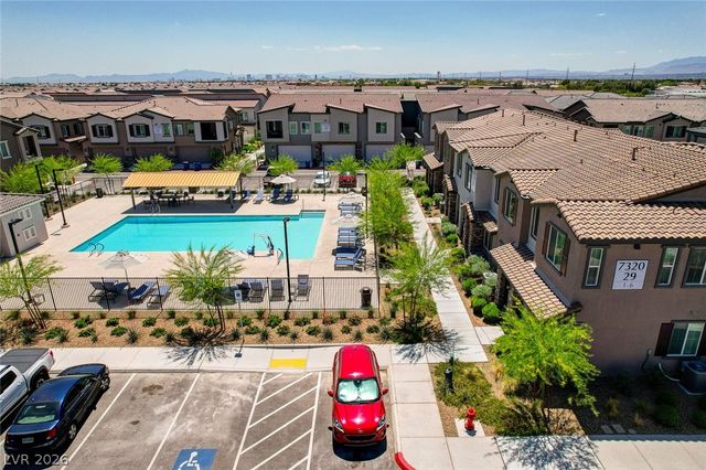 7320 North Decatur Boulevard 5, Las Vegas, NV 89131