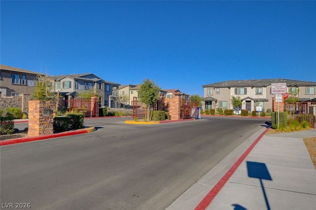 7320 North Decatur Boulevard 5, Las Vegas, NV 89131