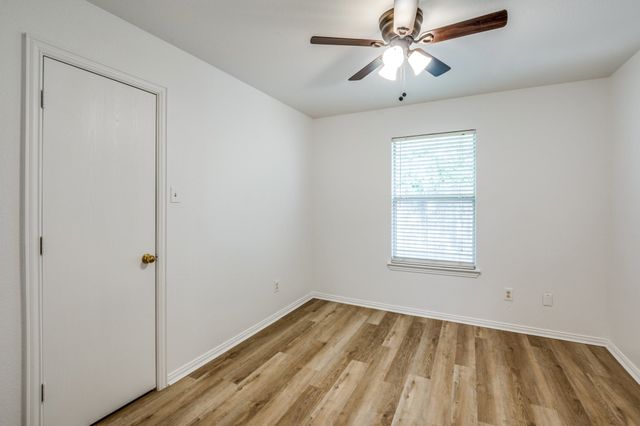 213 Port Ingleside Drive, Little Elm, TX 75068