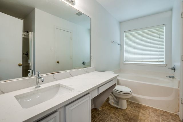 213 Port Ingleside Drive, Little Elm, TX 75068