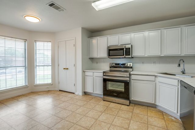 213 Port Ingleside Drive, Little Elm, TX 75068
