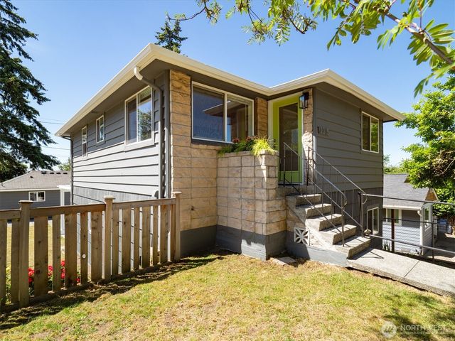 2315 S Bateman Street, Seattle, WA 98108