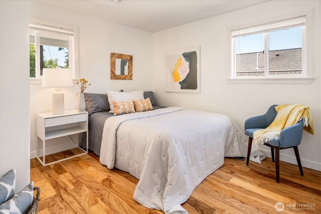 2315 S Bateman Street, Seattle, WA 98108