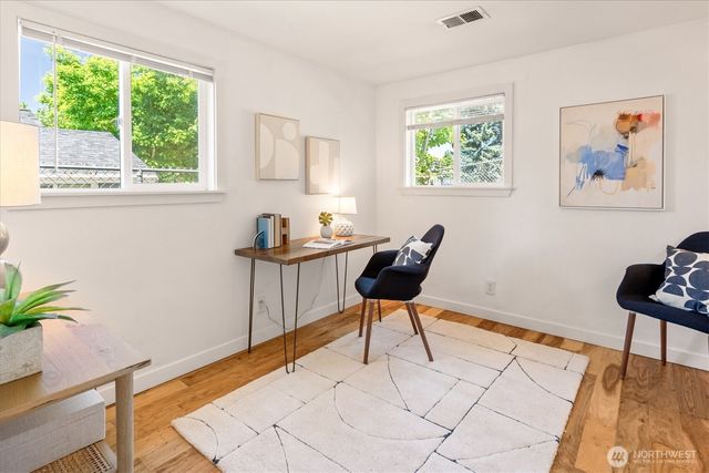 2315 S Bateman Street, Seattle, WA 98108