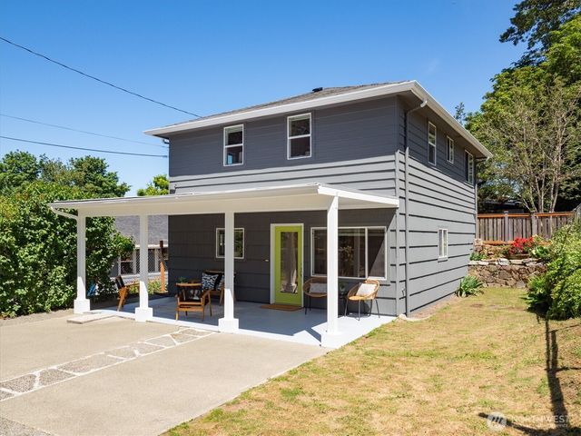 2315 S Bateman Street, Seattle, WA 98108