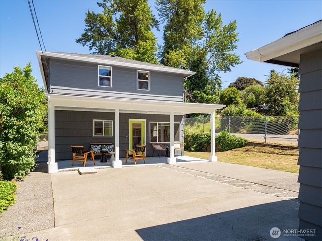 2315 S Bateman Street, Seattle, WA 98108