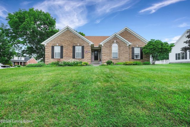 2005 Manning Pl, La Grange, KY 40031