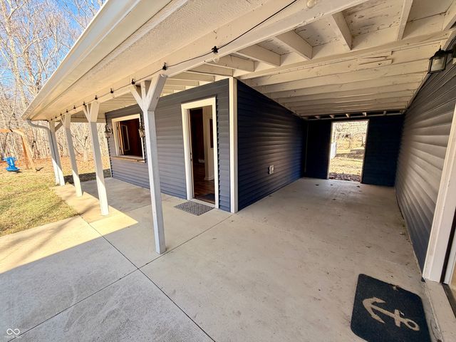 314 Mill Springs, Fillmore, IN 46128