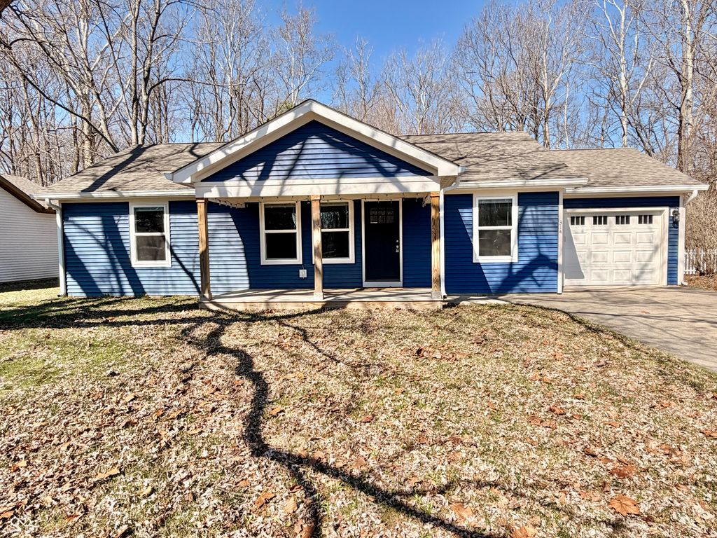 314 Mill Springs, Fillmore, IN 46128
