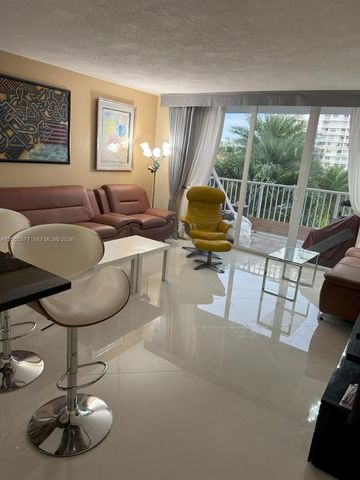 2801 NE 183rd Street 310W, Aventura, FL 33160
