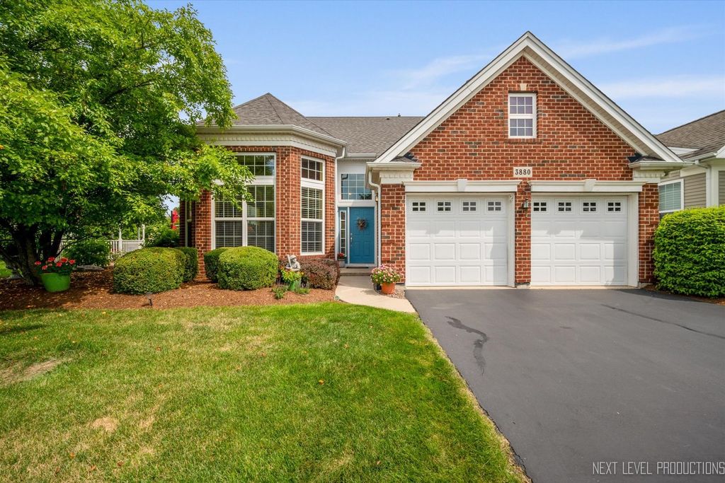 3880 Kingsmill Drive, Elgin, IL 60124