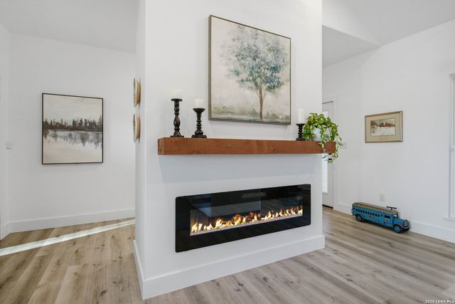 1174 Desiree, Canyon Lake, TX 78133