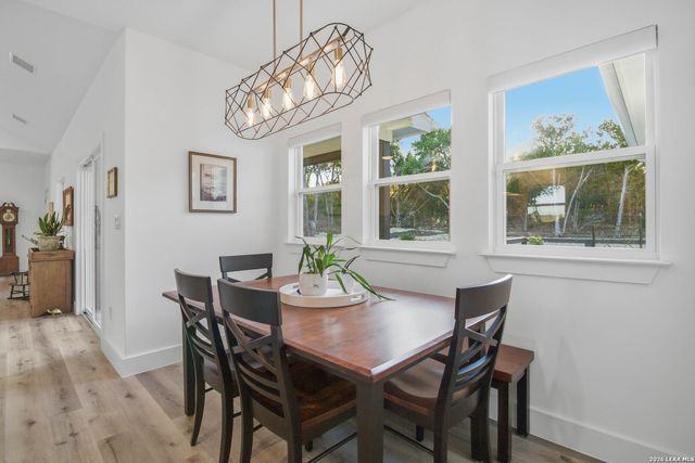 1174 Desiree, Canyon Lake, TX 78133