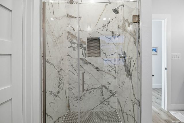 1174 Desiree, Canyon Lake, TX 78133