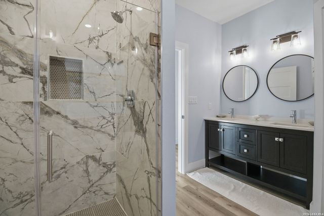 1174 Desiree, Canyon Lake, TX 78133