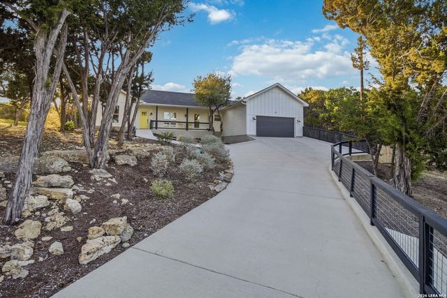 1174 Desiree, Canyon Lake, TX 78133