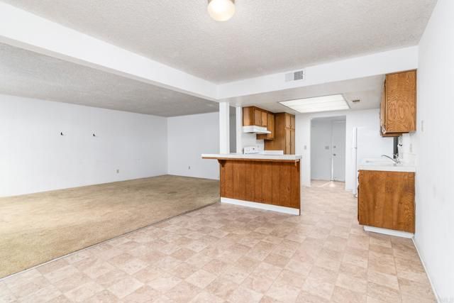 9853 Genesee Ave Avenue, San Diego, CA 92121