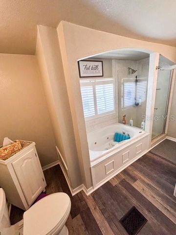 12601 DOUBLE RUN RD, Astatula, FL 34705