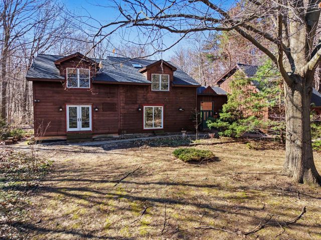 6570 145th Avenue, Laketown Twp, MI 49423