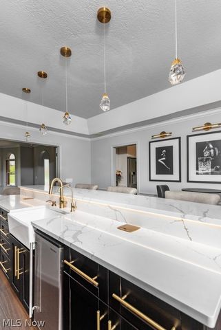 4864 Armandale Avenue NW, Canton, OH 44718