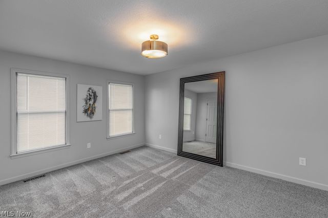 4864 Armandale Avenue NW, Canton, OH 44718