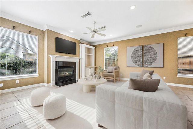 1119 Gardencrest Lane, Houston, TX 77077