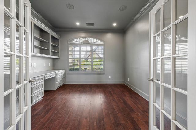 1119 Gardencrest Lane, Houston, TX 77077