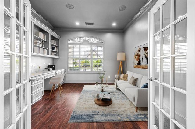 1119 Gardencrest Lane, Houston, TX 77077