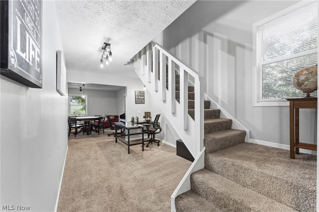 7160 Strausser Street NW, North Canton, OH 44720
