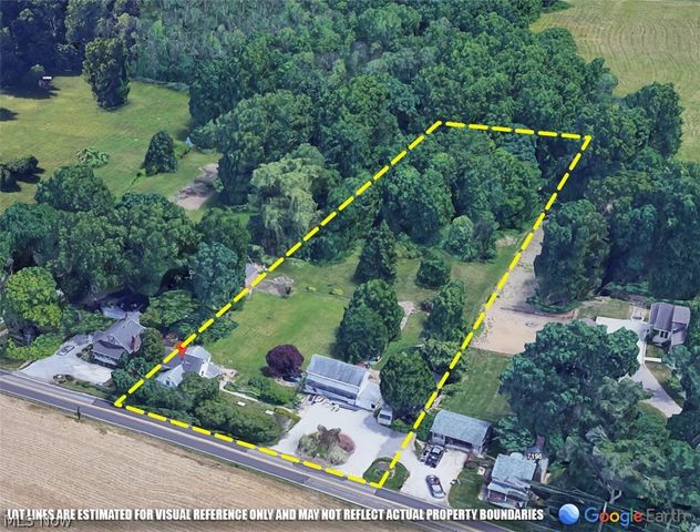 7160 Strausser Street NW, North Canton, OH 44720