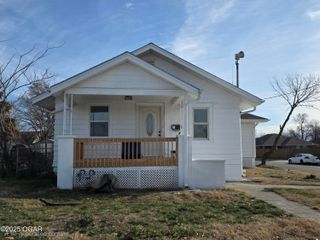 2031 S Murphy Avenue, Joplin, MO 64804