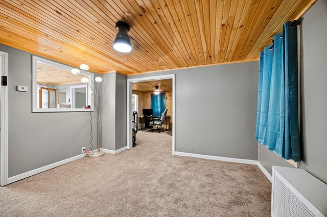 333 Nottingham St, Springfield, MA 01104