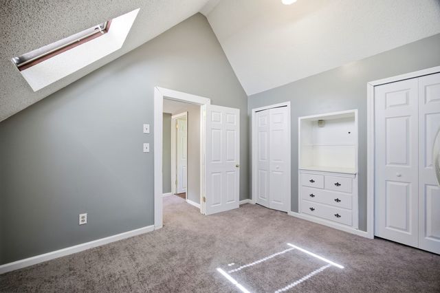 333 Nottingham St, Springfield, MA 01104