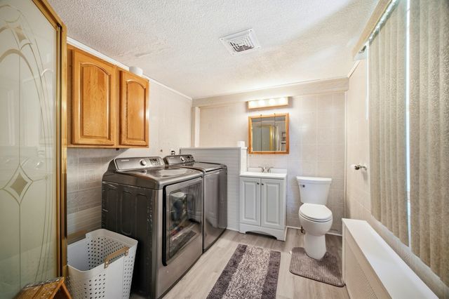 333 Nottingham St, Springfield, MA 01104