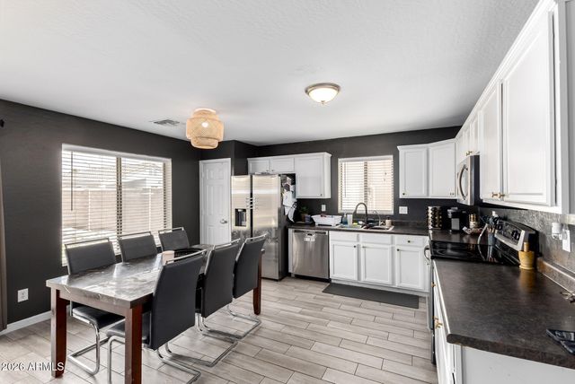 2252 W CENTRAL Avenue, Coolidge, AZ 85128