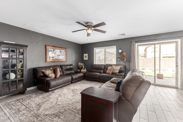 2252 W CENTRAL Avenue, Coolidge, AZ 85128