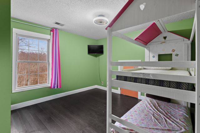 1465 Buchanon Dr, Clarksville, TN 37042