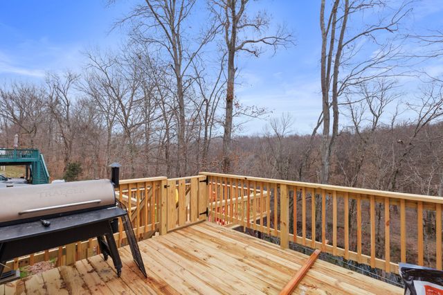 1465 Buchanon Dr, Clarksville, TN 37042