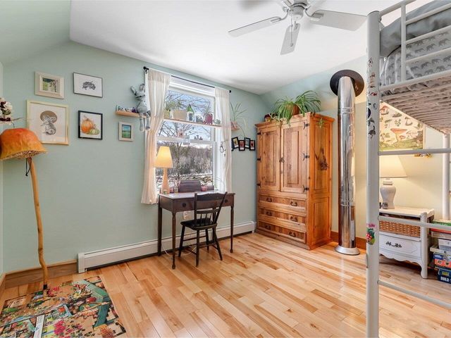 1638 West County Road, Calais, VT 05648