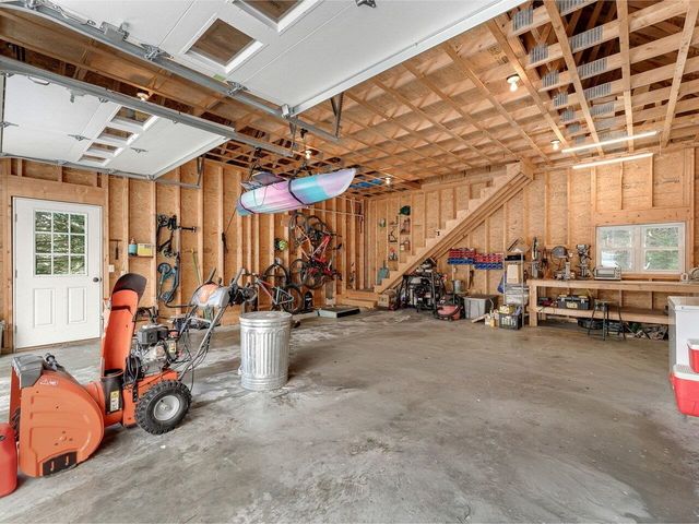 1638 West County Road, Calais, VT 05648