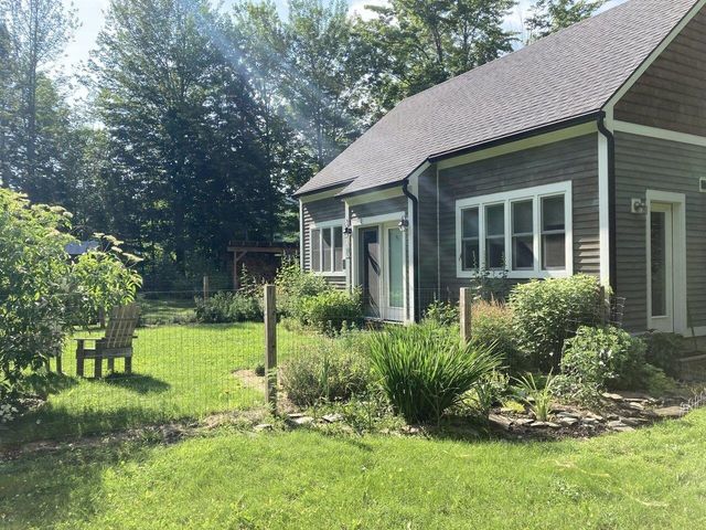 1638 West County Road, Calais, VT 05648