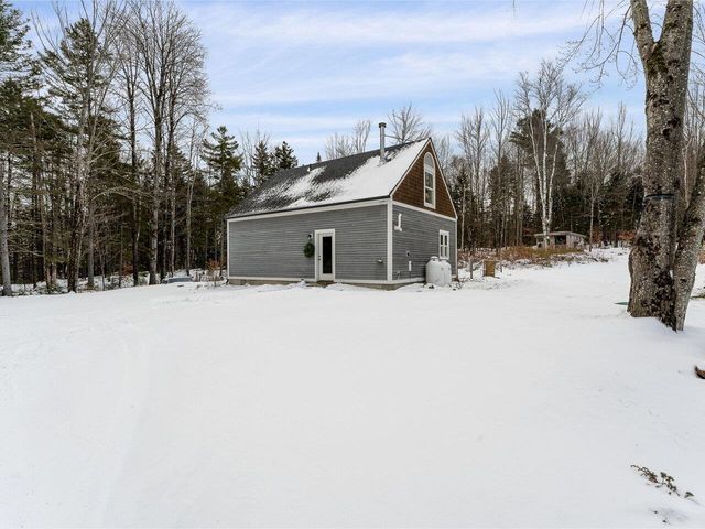 1638 West County Road, Calais, VT 05648